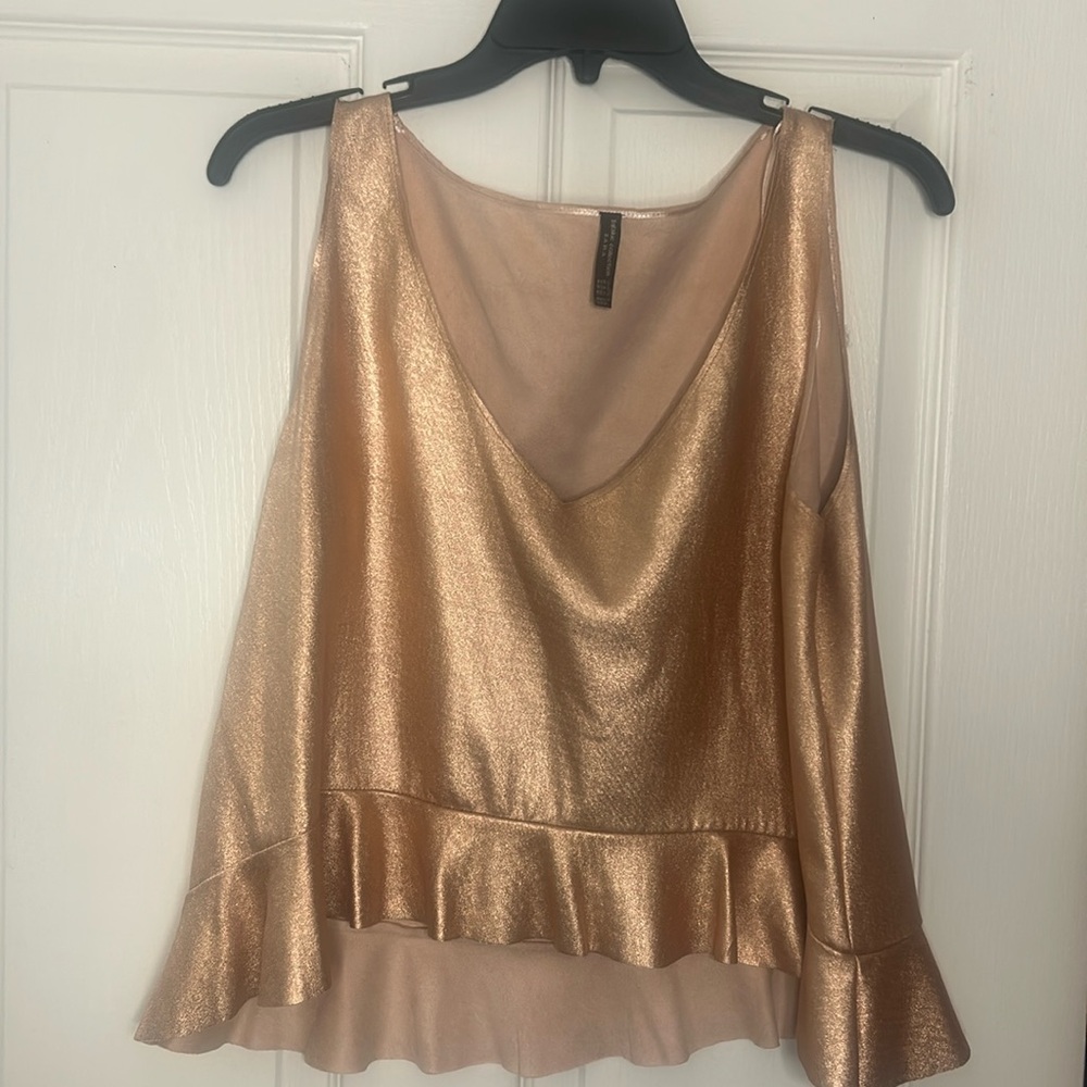 Glam Ruffle Yop